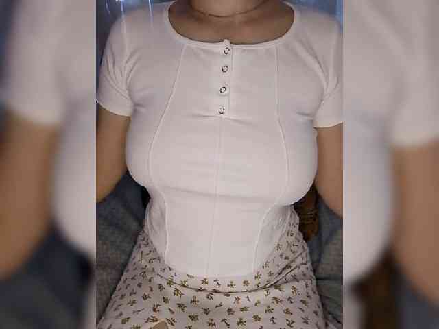 Liza_555 webcam
