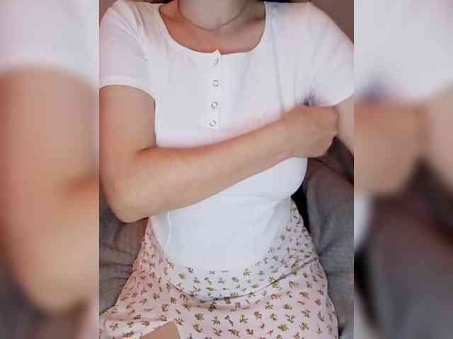 Liza_555 webcam