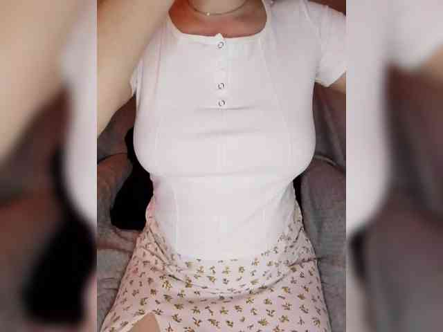 Liza_555 webcam