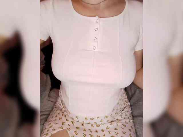 Liza_555 webcam
