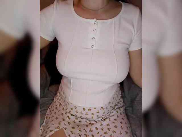 Liza_555 webcam