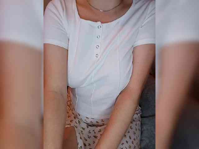 Liza_555 webcam