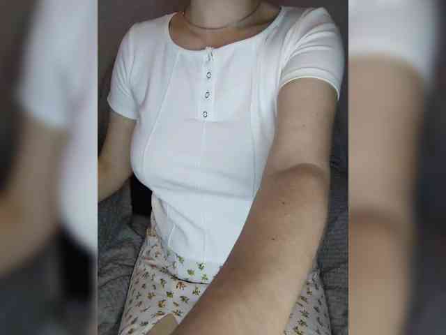 Liza_555 webcam