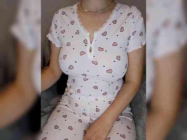 Liza_555 webcam