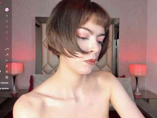 DollyConnor Live Webcam on BongaCams