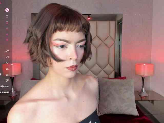 Modelo: DollyConnor