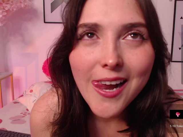 karlacortes1 live webcam show