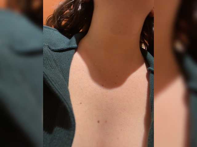 karlacortes1 live cam on BongaCams
