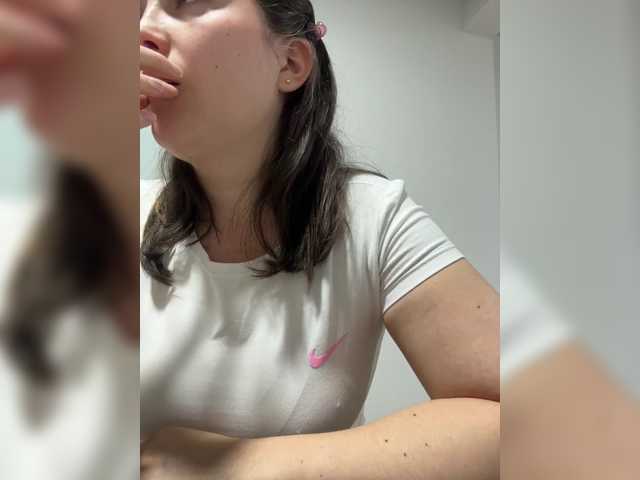 karlacortes1 live cam on BongaCams