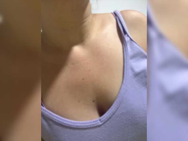 karlacortes1 live cam on BongaCams