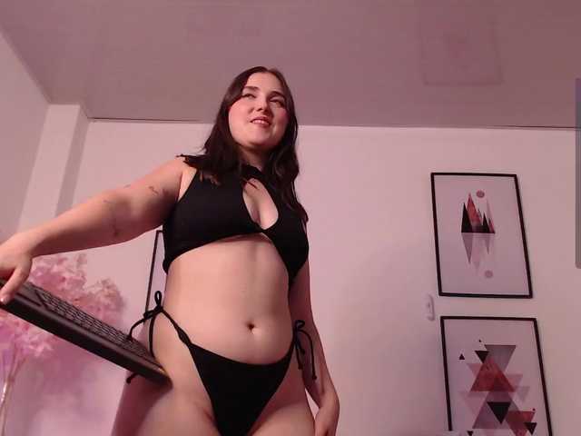 karlacortes1 live cam on BongaCams