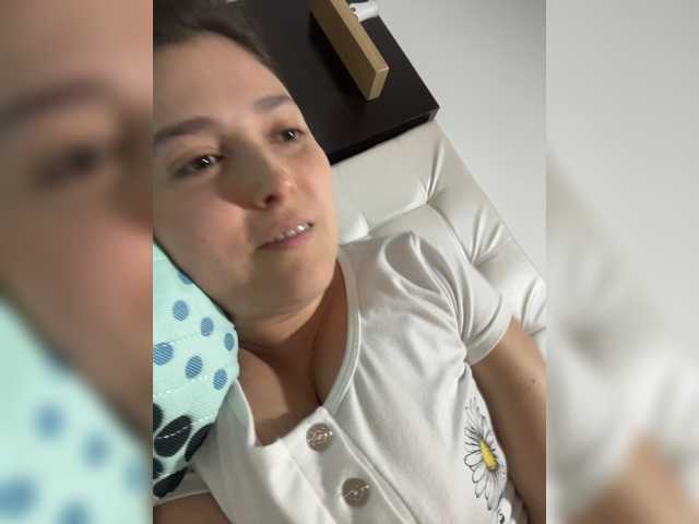 karlacortes1 live cam on BongaCams