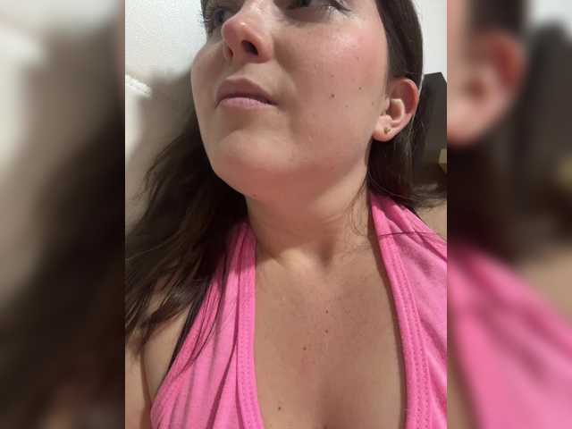 karlacortes1's BongaCams show and profile