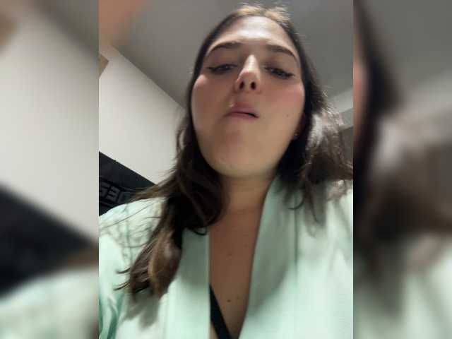 karlacortes1 live cam on BongaCams