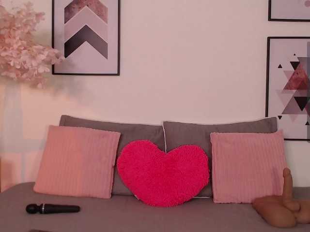 karlacortes1's BongaCams show and profile