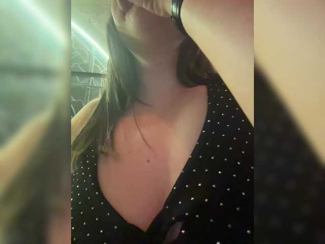 karlacortes1 live cam on BongaCams