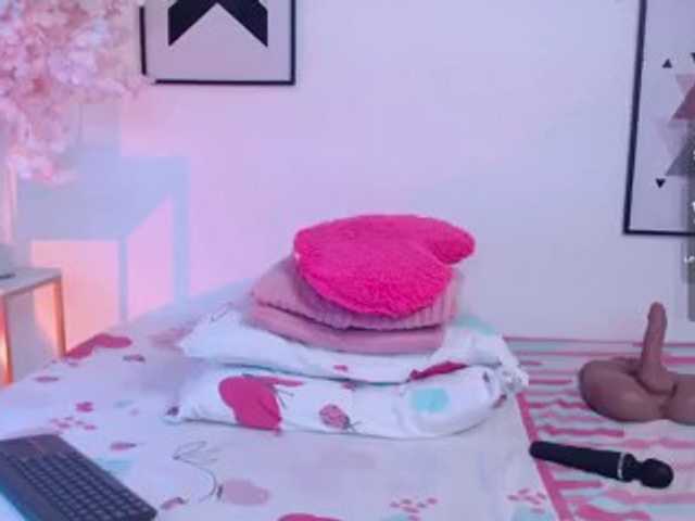karlacortes1 live cam on BongaCams