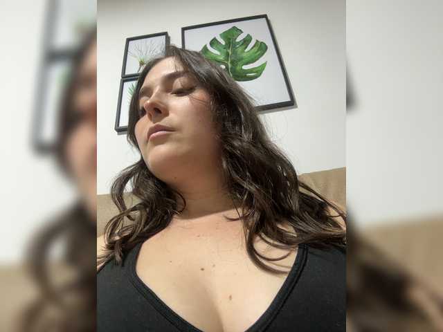 Karlacortes live cam preview