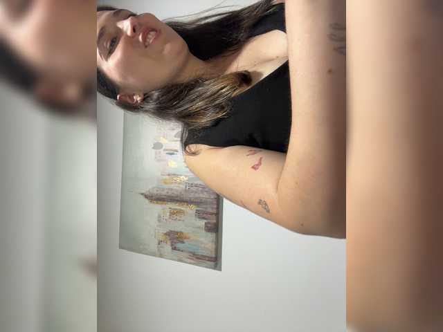 karlacortes1 live cam