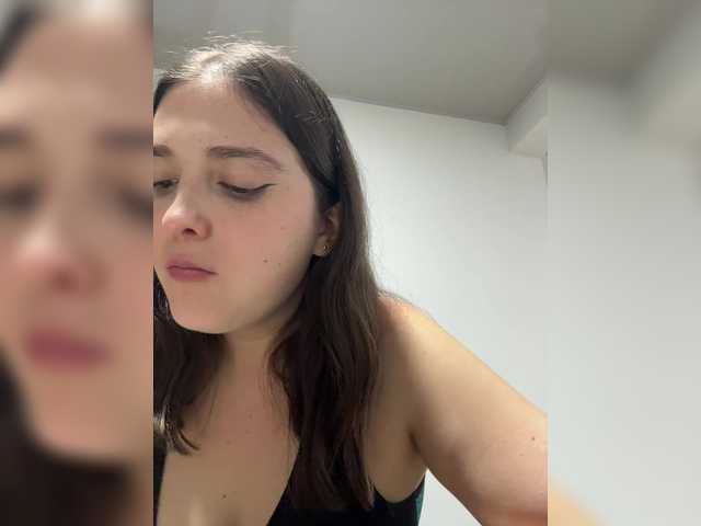 Karlacortes live cam preview