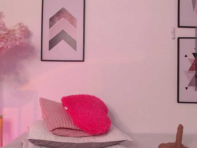 karlacortes1 live cam on BongaCams