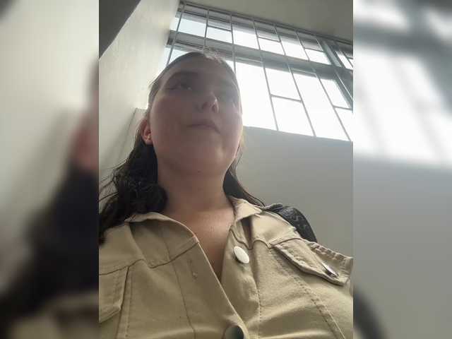 Karlacortes live cam preview
