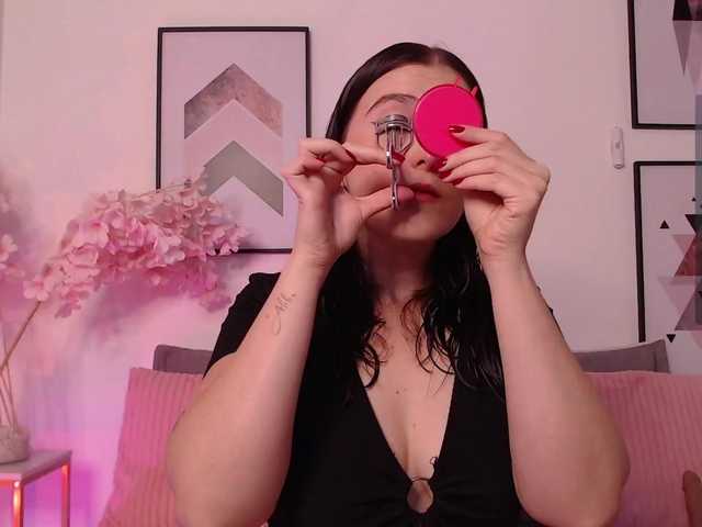 karlacortes1 live cam on BongaCams