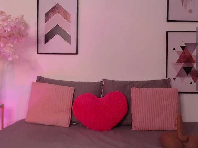 karlacortes1 live cam on BongaCams