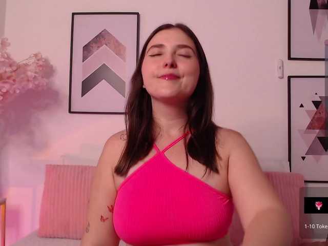 karlacortes1 live cam on BongaCams