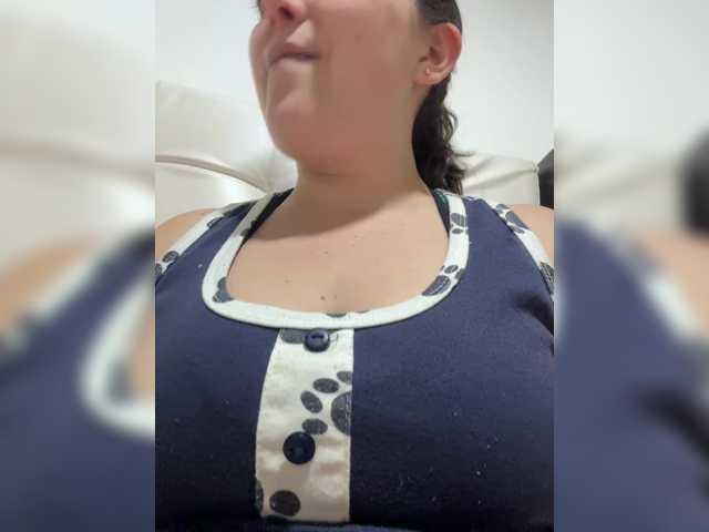 Karlacortes live cam