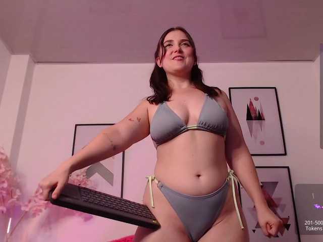 karlacortes1 live cam on BongaCams