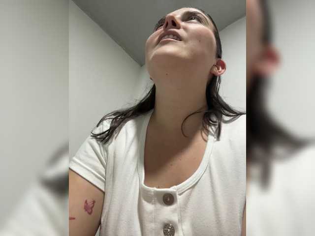 karlacortes1, en vivo ahora en BongaCams