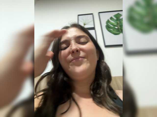 karlacortes1 live cam on BongaCams