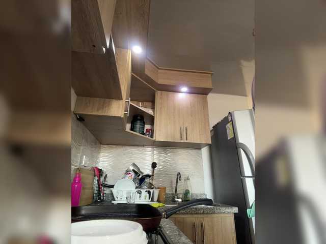 karlacortes1's BongaCams show and profile