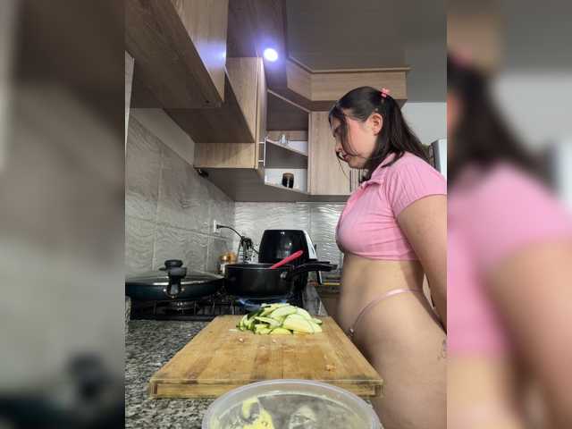 karlacortes1 live cam on BongaCams