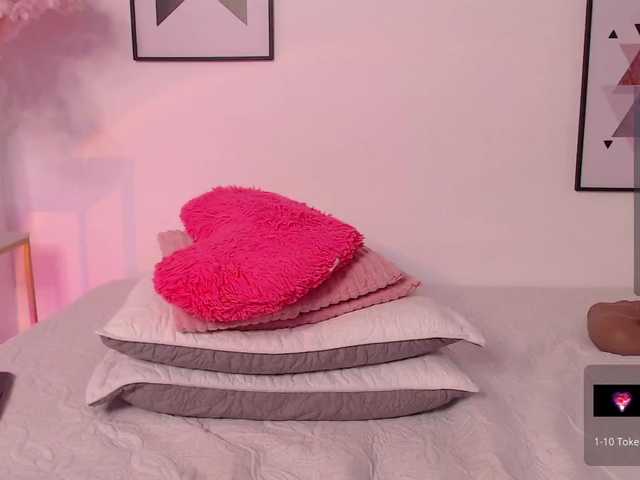 karlacortes1 live cam on BongaCams