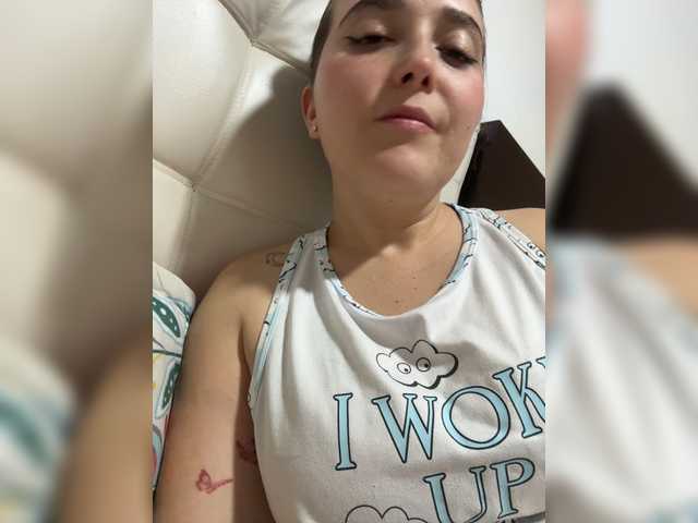 karlacortes1 live cam on BongaCams