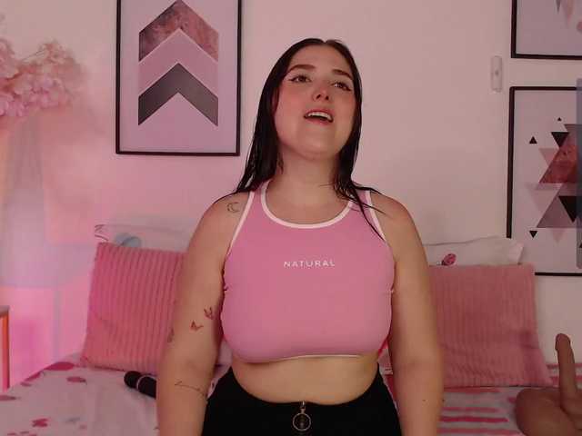 karlacortes1 live cam on BongaCams