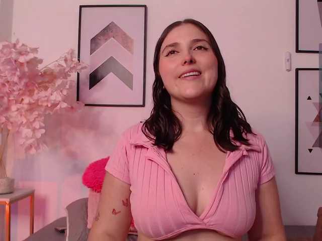 karlacortes1 live cam on BongaCams