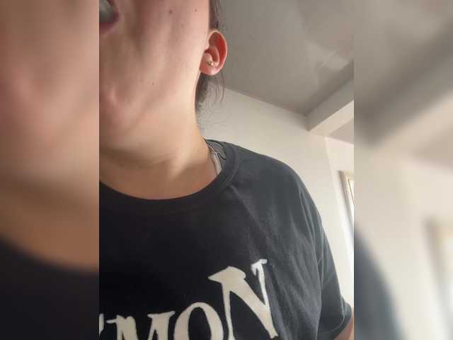 karlacortes1 live cam on BongaCams