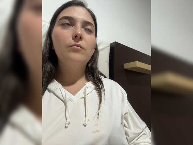 karlacortes1 live cam on BongaCams