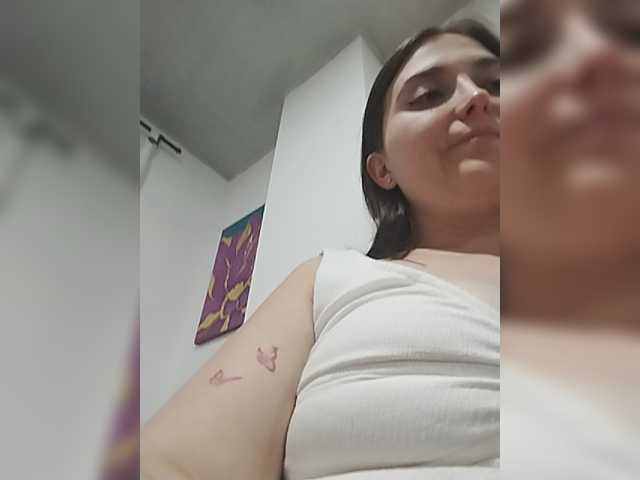karlacortes1 live cam on BongaCams