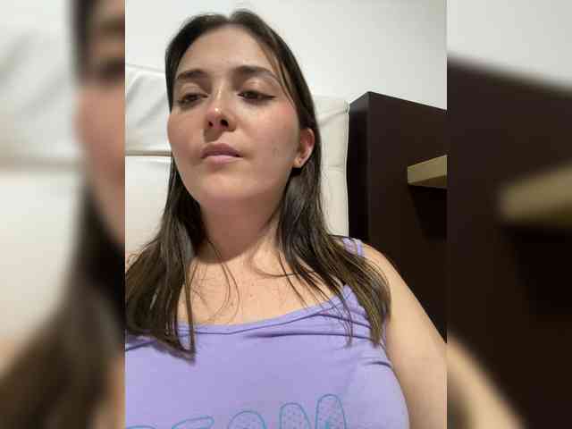 karlacortes1 Live Webcam on BongaCams