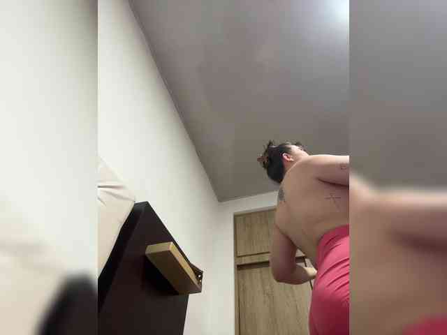 karlacortes1 Live Webcam on BongaCams