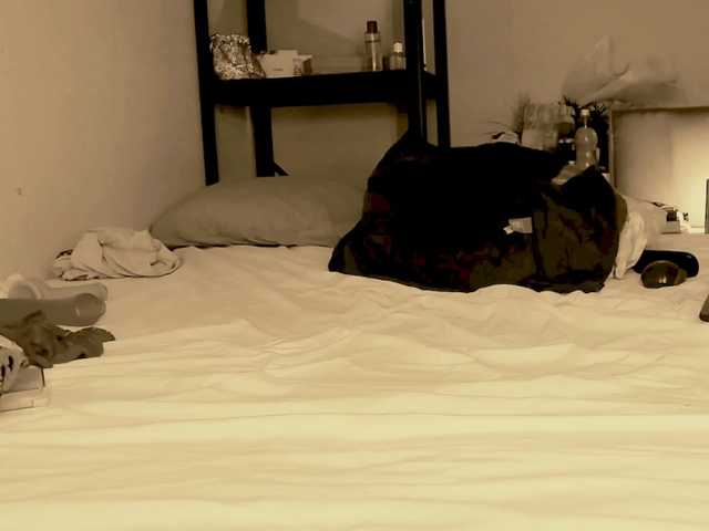 SmileDance live cam on BongaCams