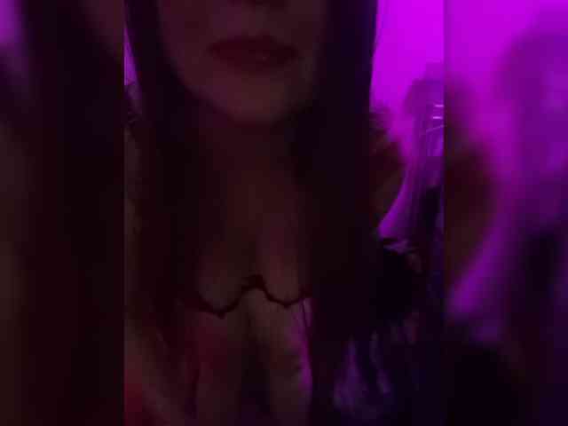 AlissaFoxx webcam