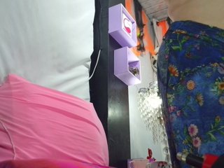 EmmaPink3