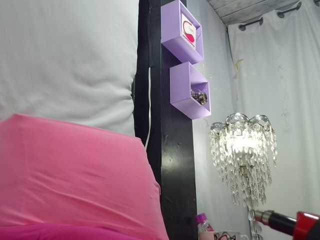 EmmaPink3