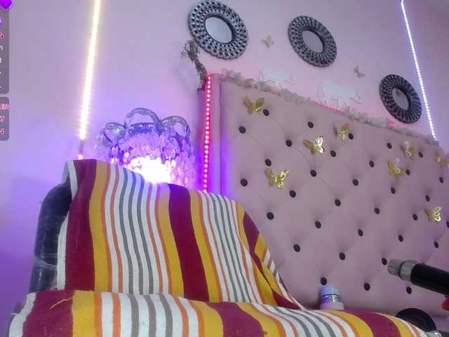 EmmaPink3