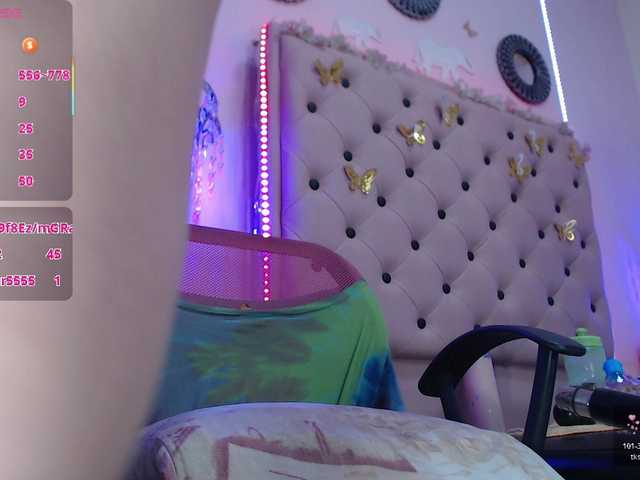 EmmaPink3 live cam on BongaCams